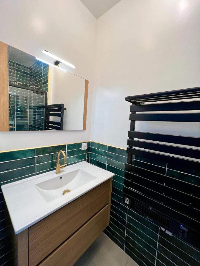 Appartement De Luxe Avec Fresque, Hyper Centre Et Parking Sure Фонтенбло Екстер'єр фото
