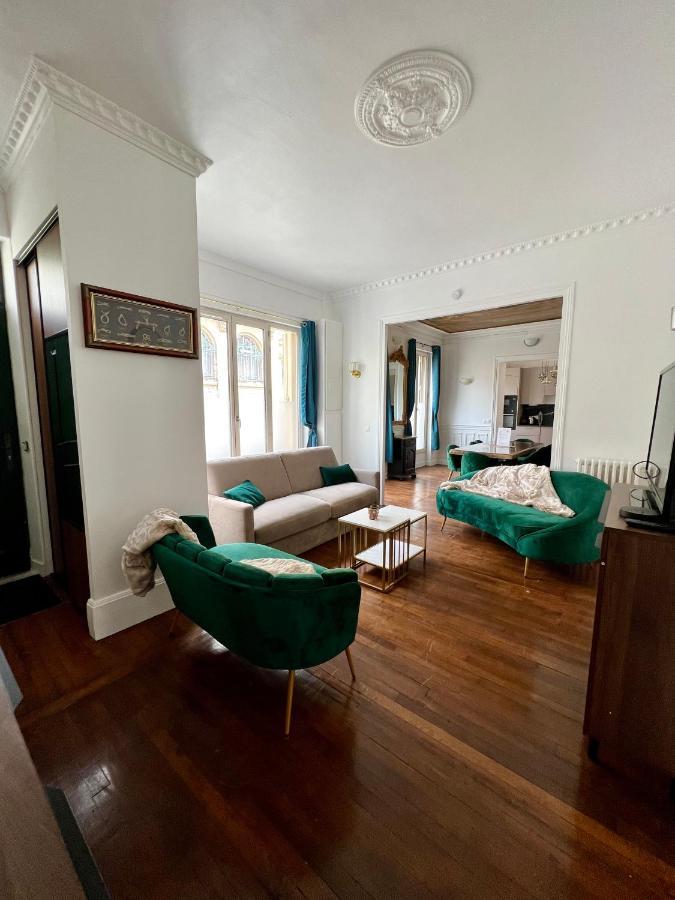Appartement De Luxe Avec Fresque, Hyper Centre Et Parking Sure Фонтенбло Екстер'єр фото